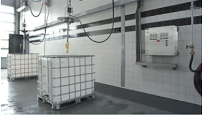 سیستم تمیز کردن اتوماتیک هیدرولیک برای کانتینر IBC